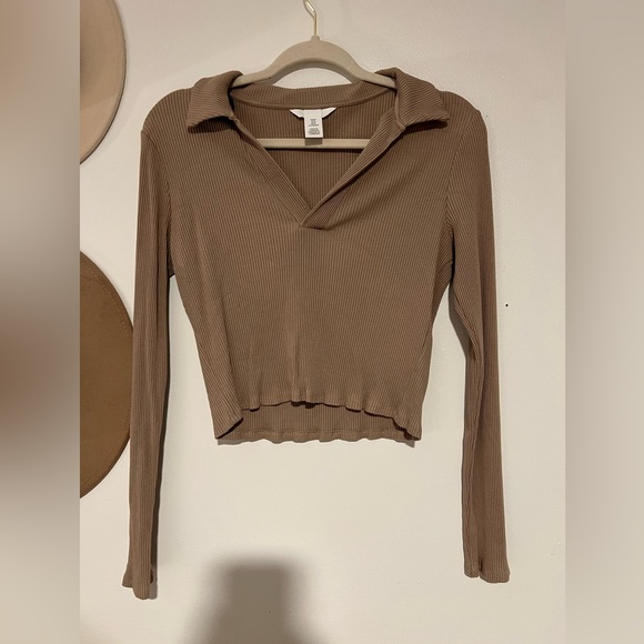 H&M Ribbed Tan Collared Top - Picture 3 of 3